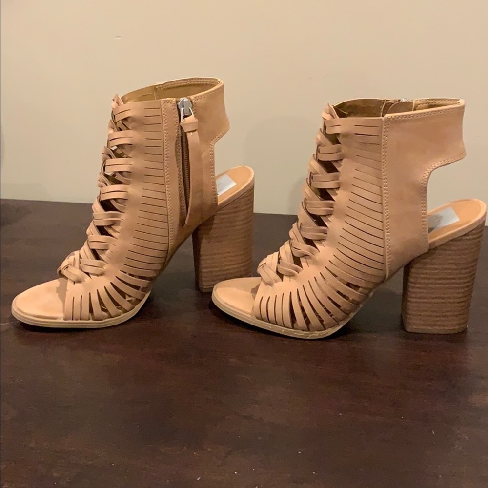 Beautiful Tan color chunky heels. NEVER WORN!!